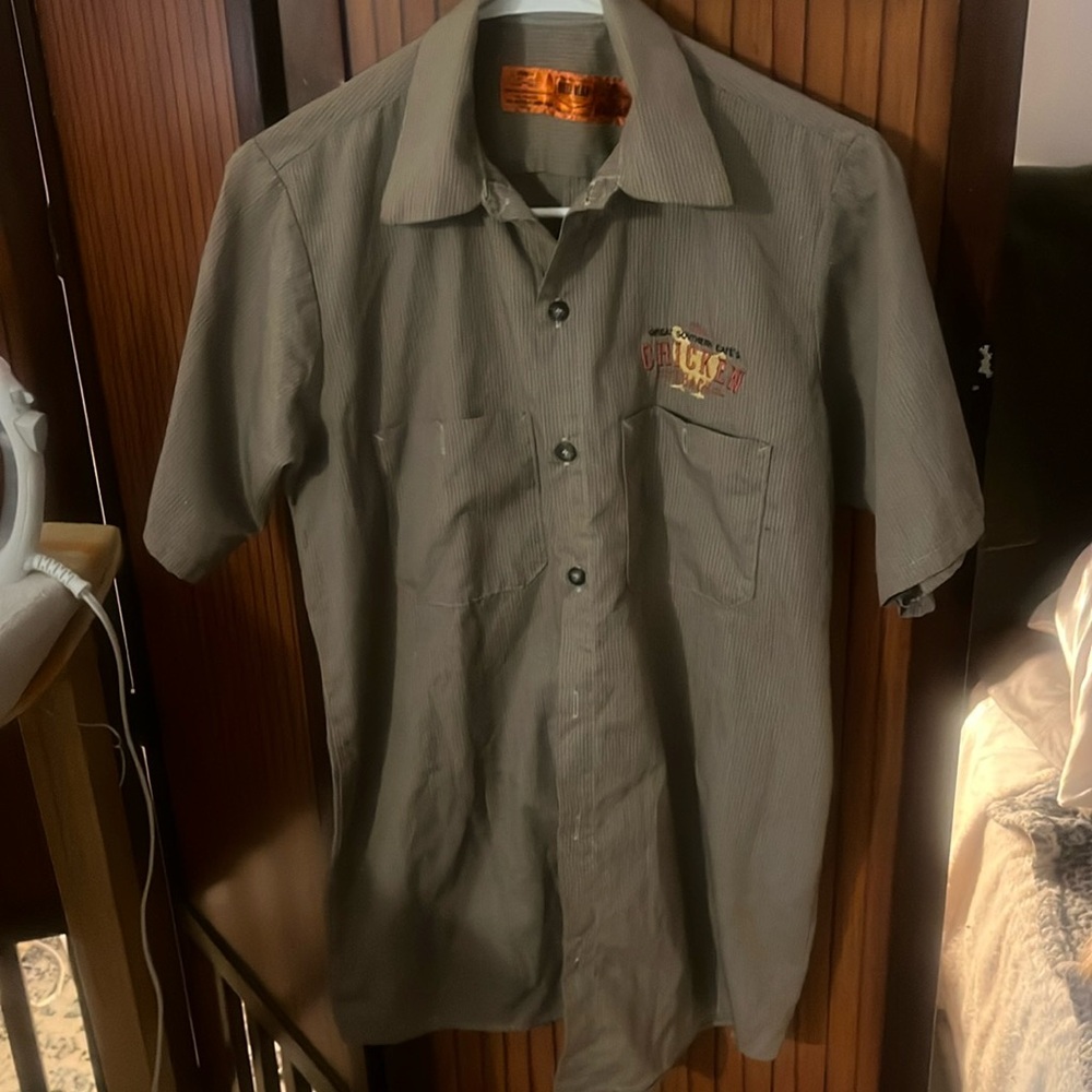 Chicken shack worker shirt